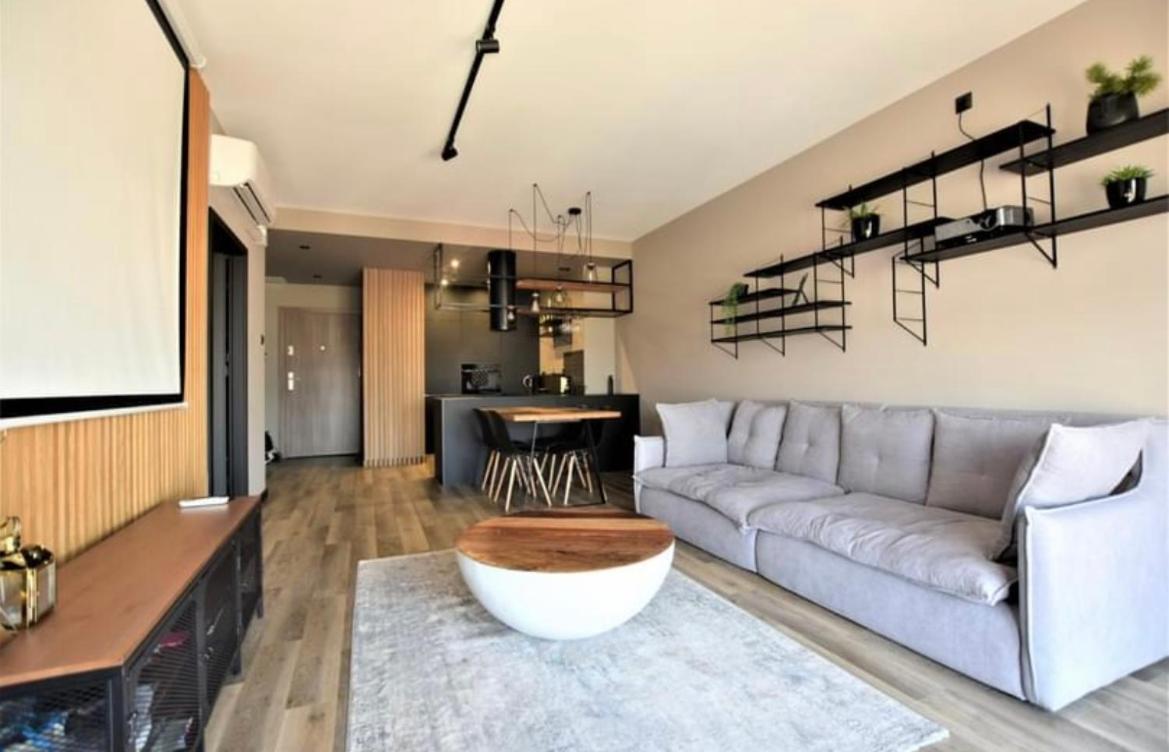 21St Floor Capital Apartment เชชูฟ ภายนอก รูปภาพ